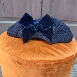 Basco per Bambina C&oacute;ndor con Fiocco in Velluto